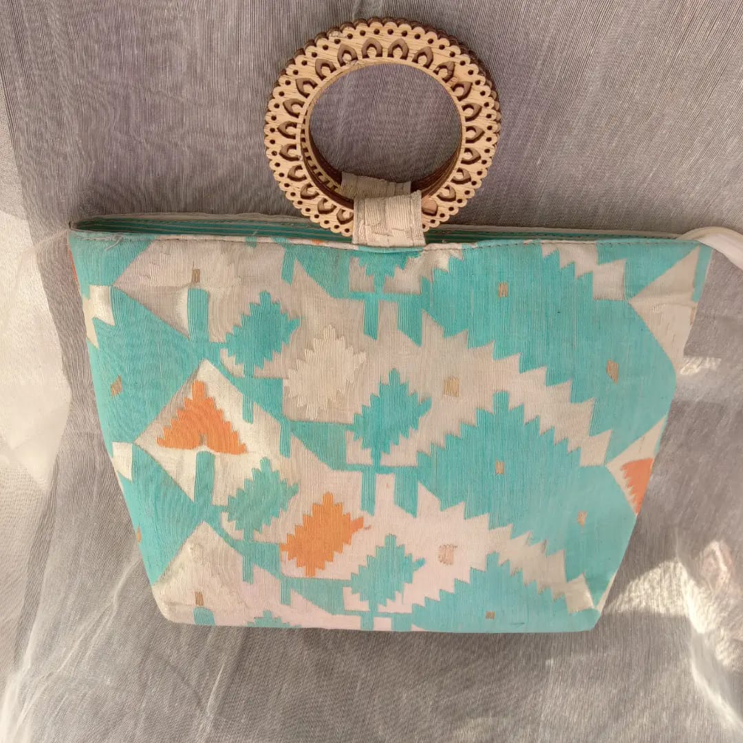 Jamdani Purse (Past)